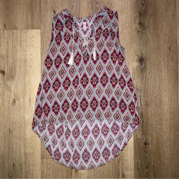 Xhilaration Women’s Size Medium Sleeveless lace-up Drawstring Top| Bohemela Boho - Picture 2 of 7